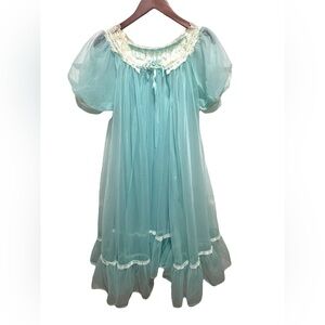 Vintage 1960's Lisette Lingerie Light Blue Mid Length Peignoir Set Size Small